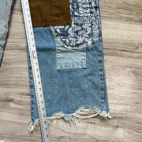 Free People We The Free Popular Demand Patched Jeans Size 30 - Picture 5 of 16